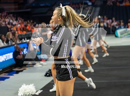 Thumbnail 1 in Battlefield (VHSL Class 6 Final) photogallery.