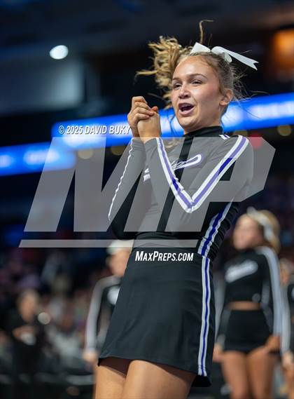 Thumbnail 3 in Battlefield (VHSL Class 6 Final) photogallery.