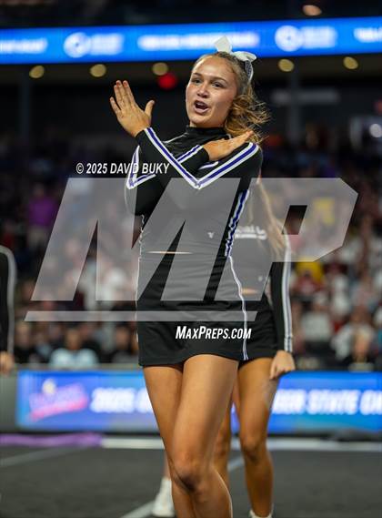 Thumbnail 2 in Battlefield (VHSL Class 6 Final) photogallery.