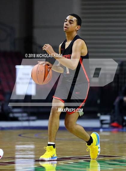 Thumbnail 2 in Mayfair vs. Liberty (Tarkanian Classic) photogallery.
