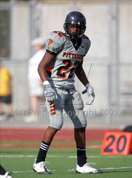 Thumbnail 3 in Pittsburg vs. Granite Bay (Battle at the Capital) photogallery.