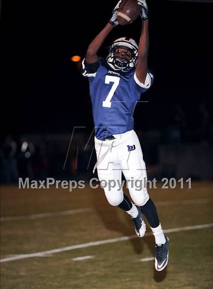Thumbnail 2 in Hoover vs. Bob Jones (AHSAA 2nd Round Playoffs)  photogallery.