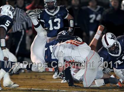 Thumbnail 3 in Hoover vs. Bob Jones (AHSAA 2nd Round Playoffs)  photogallery.