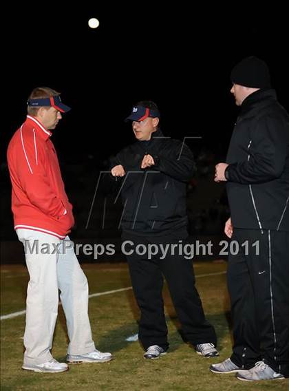 Thumbnail 2 in Hoover vs. Bob Jones (AHSAA 2nd Round Playoffs)  photogallery.