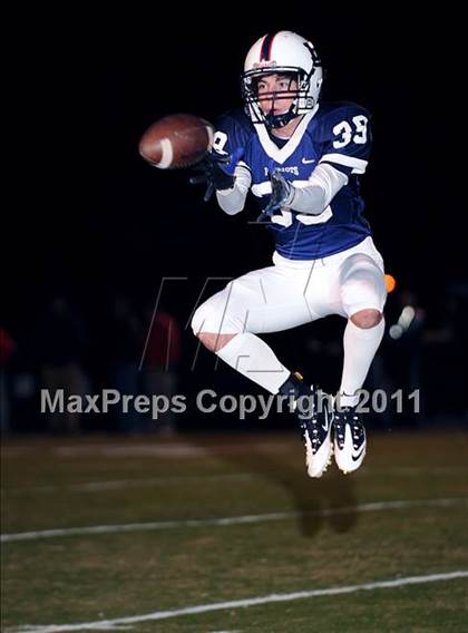 Thumbnail 2 in Hoover vs. Bob Jones (AHSAA 2nd Round Playoffs)  photogallery.