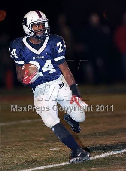 Thumbnail 1 in Hoover vs. Bob Jones (AHSAA 2nd Round Playoffs)  photogallery.