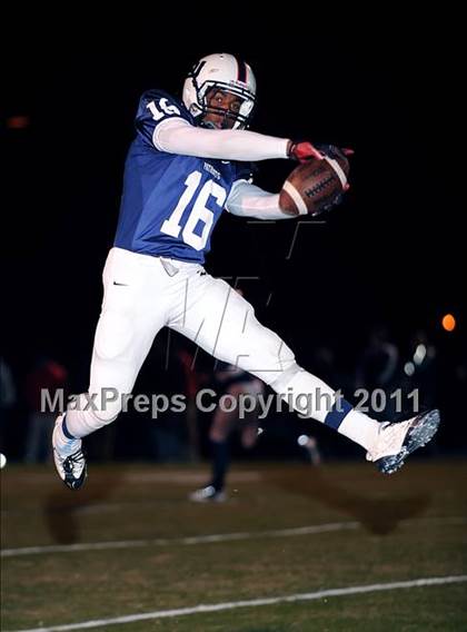 Thumbnail 1 in Hoover vs. Bob Jones (AHSAA 2nd Round Playoffs)  photogallery.