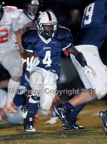 Thumbnail 2 in Hoover vs. Bob Jones (AHSAA 2nd Round Playoffs)  photogallery.