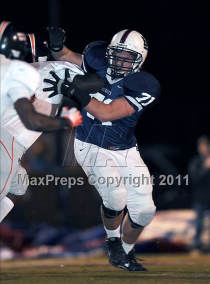 Thumbnail 1 in Hoover vs. Bob Jones (AHSAA 2nd Round Playoffs)  photogallery.