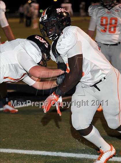 Thumbnail 2 in Hoover vs. Bob Jones (AHSAA 2nd Round Playoffs)  photogallery.