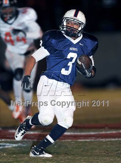 Thumbnail 1 in Hoover vs. Bob Jones (AHSAA 2nd Round Playoffs)  photogallery.