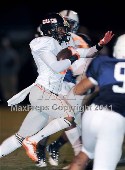 Thumbnail 2 in Hoover vs. Bob Jones (AHSAA 2nd Round Playoffs)  photogallery.