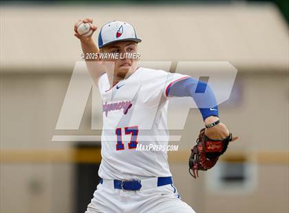 Thumbnail 2 in Harrison County vs. Montgomery County photogallery.