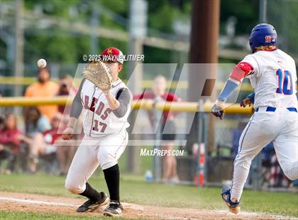 Thumbnail 2 in Harrison County vs. Montgomery County photogallery.