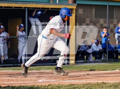 Thumbnail 1 in Harrison County vs. Montgomery County photogallery.