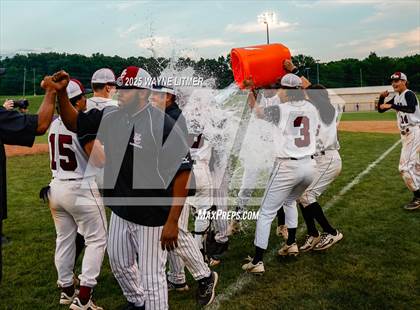 Thumbnail 3 in Harrison County vs. Montgomery County photogallery.