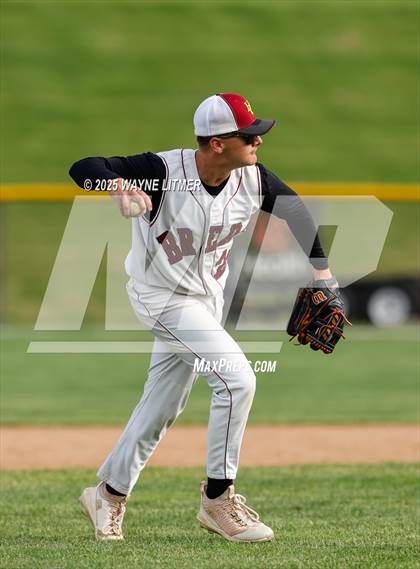 Thumbnail 2 in Harrison County vs. Montgomery County photogallery.