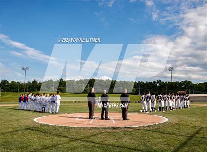 Thumbnail 2 in Harrison County vs. Montgomery County photogallery.