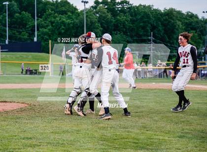 Thumbnail 2 in Harrison County vs. Montgomery County photogallery.