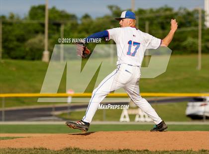 Thumbnail 1 in Harrison County vs. Montgomery County photogallery.