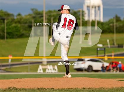 Thumbnail 3 in Harrison County vs. Montgomery County photogallery.