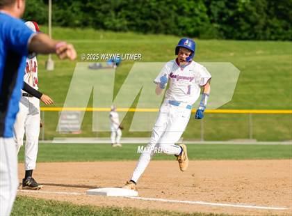 Thumbnail 2 in Harrison County vs. Montgomery County photogallery.
