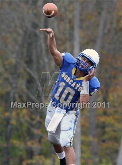 Thumbnail 1 in Ledyard @ Bacon Academy photogallery.