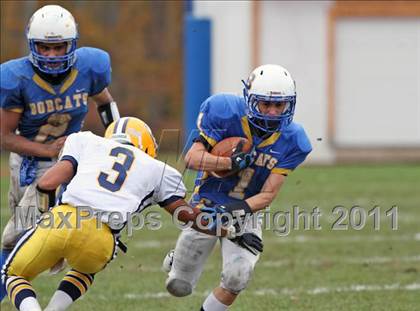 Thumbnail 2 in Ledyard @ Bacon Academy photogallery.