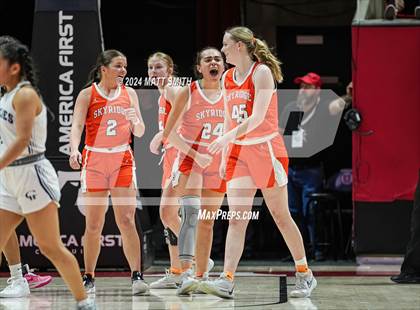 Thumbnail 3 in Copper Hills vs. Skyridge (UHSAA 6A Semifinal) photogallery.