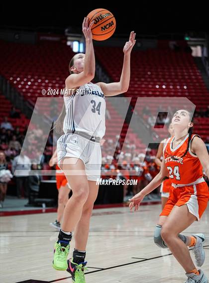 Thumbnail 2 in Copper Hills vs. Skyridge (UHSAA 6A Semifinal) photogallery.