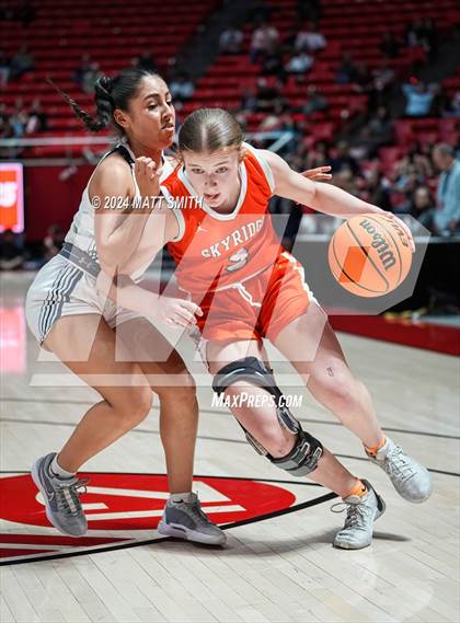 Thumbnail 1 in Copper Hills vs. Skyridge (UHSAA 6A Semifinal) photogallery.