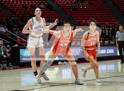 Thumbnail 3 in Copper Hills vs. Skyridge (UHSAA 6A Semifinal) photogallery.