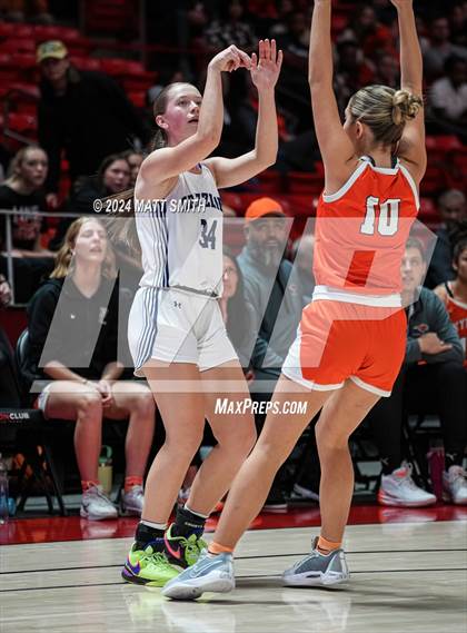Thumbnail 3 in Copper Hills vs. Skyridge (UHSAA 6A Semifinal) photogallery.