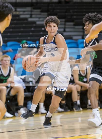 Thumbnail 1 in Pioneer vs St. Mary's (Santa Cruz Warriors NorCal Invitational) photogallery.