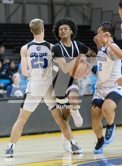 Thumbnail 1 in Pioneer vs St. Mary's (Santa Cruz Warriors NorCal Invitational) photogallery.