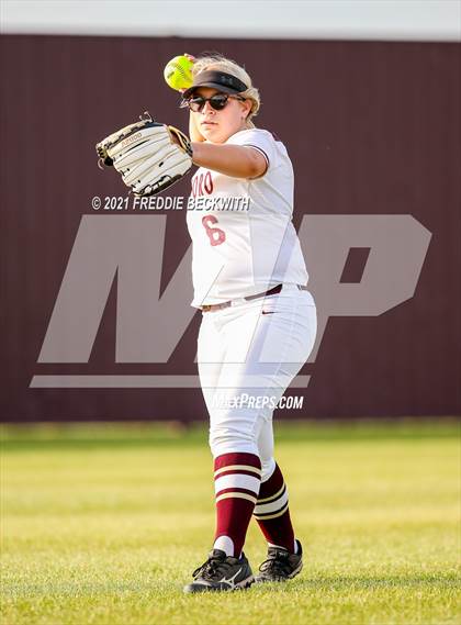 Thumbnail 2 in Callisburg @ Whitesboro photogallery.