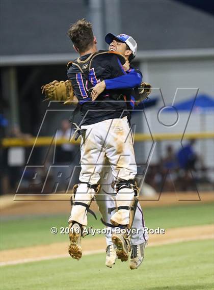 Thumbnail 1 in Marvin Ridge vs. Topsail (NCHSAA 3A Final, Game 3) photogallery.