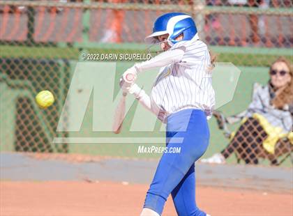 Thumbnail 1 in El Toro vs. Herriman (Dave Kops Tournament of Champions) photogallery.