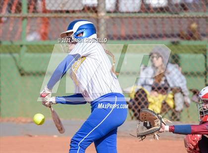Thumbnail 2 in El Toro vs. Herriman (Dave Kops Tournament of Champions) photogallery.