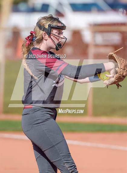 Thumbnail 2 in El Toro vs. Herriman (Dave Kops Tournament of Champions) photogallery.