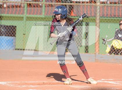 Thumbnail 3 in El Toro vs. Herriman (Dave Kops Tournament of Champions) photogallery.