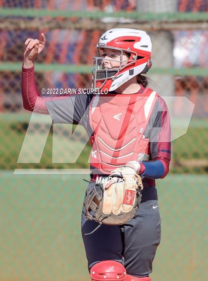 Thumbnail 2 in El Toro vs. Herriman (Dave Kops Tournament of Champions) photogallery.