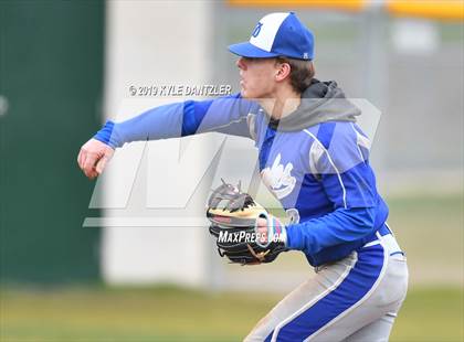 Thumbnail 2 in Detroit vs Honey Grove (Blue Ridge Tournament) photogallery.