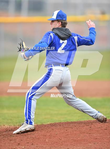 Thumbnail 3 in Detroit vs Honey Grove (Blue Ridge Tournament) photogallery.