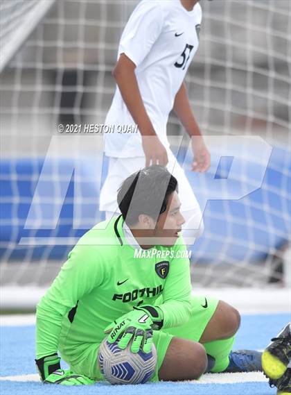Thumbnail 1 in Foothill @ Villa Park photogallery.