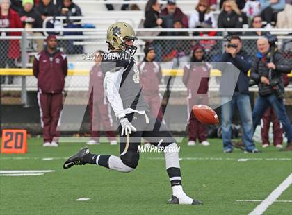 Thumbnail 2 in Windsor vs. Hand (CIAC Class L Semifinal) photogallery.