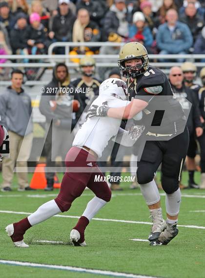 Thumbnail 1 in Windsor vs. Hand (CIAC Class L Semifinal) photogallery.