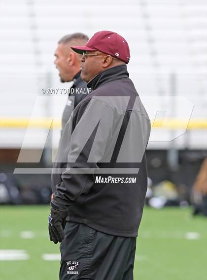 Thumbnail 1 in Windsor vs. Hand (CIAC Class L Semifinal) photogallery.