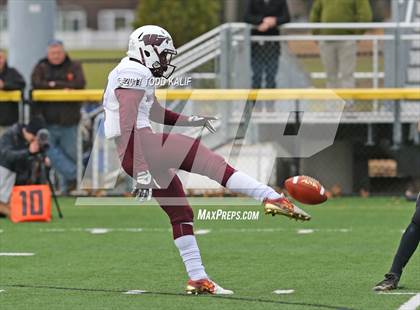 Thumbnail 2 in Windsor vs. Hand (CIAC Class L Semifinal) photogallery.