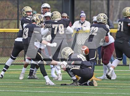 Thumbnail 3 in Windsor vs. Hand (CIAC Class L Semifinal) photogallery.
